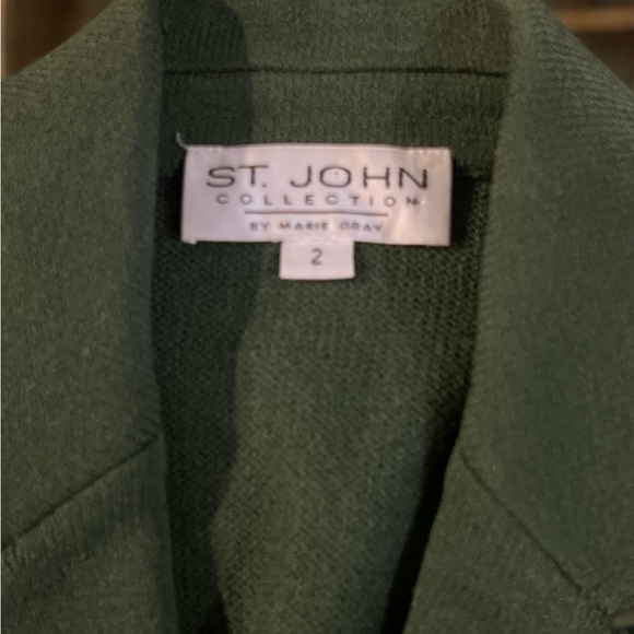 Vintage St. John Collection by Marie Gray Green Santana Knit Suit Size 2. - Picture 9 of 10